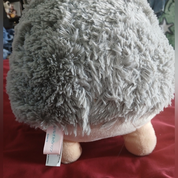 Oversized plush hedgehog - Picture 6 of 9